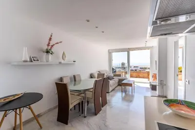 Zona de estar de Expoholidays - Puerto Aguadulce (Av Carlos III 432 3ºI)