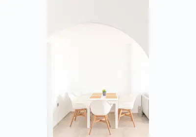 Zona de estar de Zeezicht appartement aan het strand, 2 slaapkamers, airco