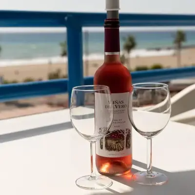 Zeezicht appartement aan het strand
