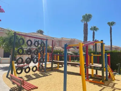 Zona de juegos infantil en Vera marinas - relax and privacy