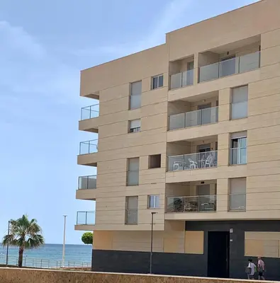 Edificio en el que se encuentra el apartamento