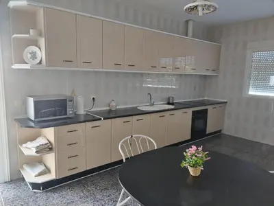 Una cocina o zona de cocina en CORTIJO DEL LUCERO, FERNAN PEREZ