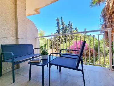 Un balcón o terraza de Apartamento con Piscina, Wifi - by Aloha Palma