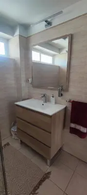 Un baño de TOYO Apartamento golf y playa