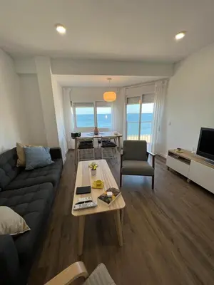 Una televisión o centro de entretenimiento en SAN MIGUEL PLAYA ALMERIA