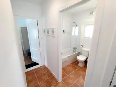 Un baño de Immaculate Casa 2 bed 2 bath with pool Casa Oriana Oria Almeria
