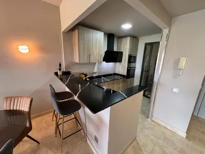 Una cocina o zona de cocina en Luxury Valle del Este Vera
