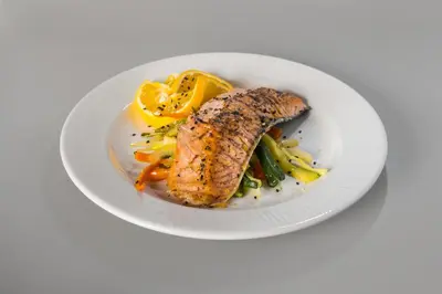 Comida en o cerca de este hotel