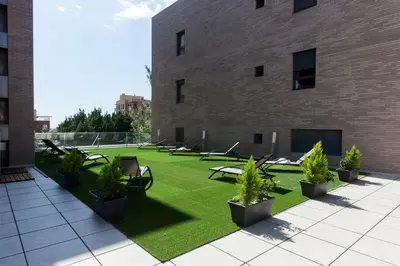 Jardín al aire libre en Sercotel Gran Fama