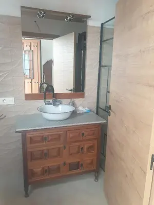 Un baño de Cuevas Roj0 Membrives Posadas 1