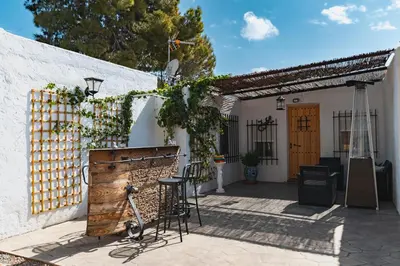 Un patio o zona al aire libre en Cortijo Pinar 2