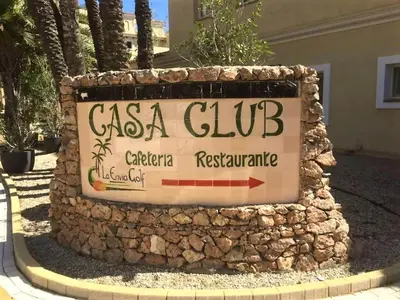 Certificado, premio, señal o documento que está expuesto en Cozy Stay Near Roquetas