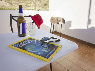 Bebidas en Holiday Home in Laroya with Pool & BBQ