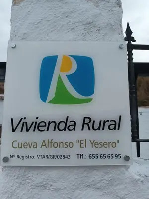 Certificado, premio, señal o documento que está expuesto en Cuevas Baza