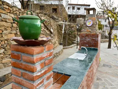 Plano de Beautiful holiday home in Laroya with shared pool