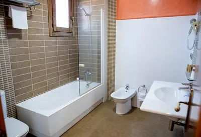 Un baño de Hotel Don Miguel Plaza