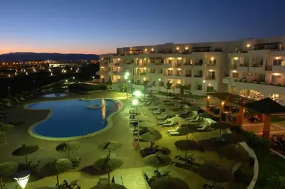 Piscina en o cerca de Ohtels Cabogata