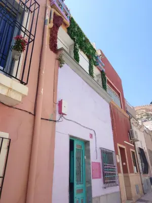 Edificio en el que se encuentra la casa o chalet
