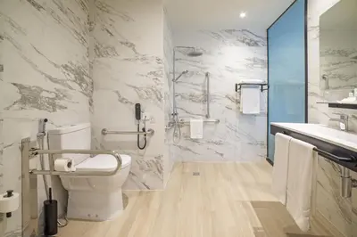 Un baño de Cabogata Beach Hotel