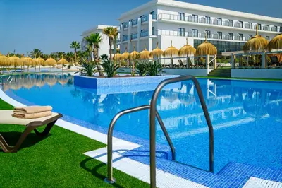 Piscina en o cerca de Cabogata Beach Hotel