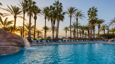 Piscina en o cerca de Playadulce