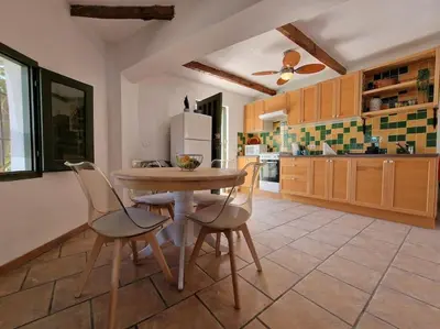 Una cocina o zona de cocina en Casa Rincon a detached two bed cottage