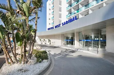 Edificio en el que se encuentra el hotel