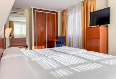 Cama o camas de una habitación en Torreluz Centro