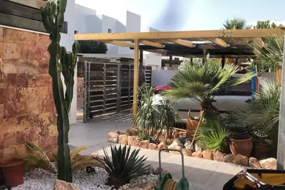 Plano de Fantástica casa con piscina privada