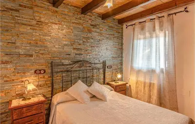 Cama o camas de una habitación en Pet Friendly Home In Mecina Bombarón