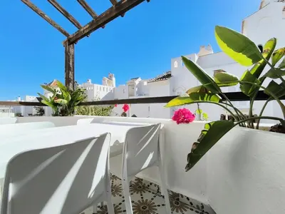Un balcón o terraza de Medina Marinas - Tú hogar con solarium privado!