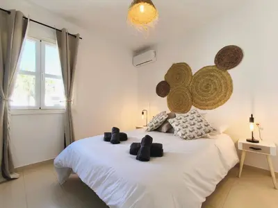 Cama o camas de una habitación en Medina Marinas - Tú hogar con solarium privado!