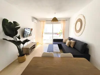 Zona de estar de Medina Marinas - Tú hogar con solarium privado!