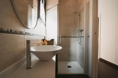 Un baño de La Fonda de la Calle Ancha