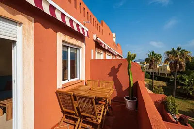 Un balcón o terraza de Vera Buda Natura. Ático apartamento con vistas al mar.