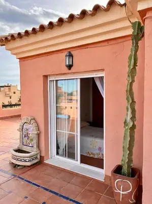 Un patio o zona al aire libre en Verazul Ático 3 dormitorios