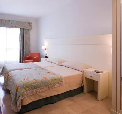 Cama o camas de una habitación en Senator Águilas