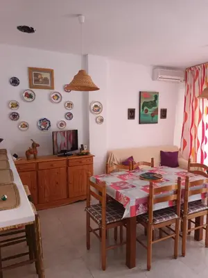 Una televisión o centro de entretenimiento en VELAMAR BAJA