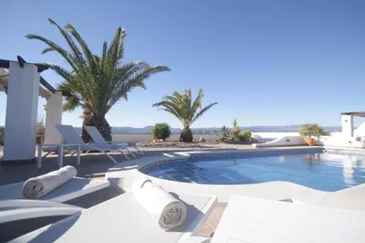 Piscina en o cerca de Villa Alta Vista
