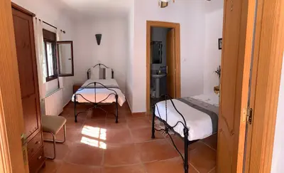 Cama o camas de una habitación en Lavender Lodge Almeria