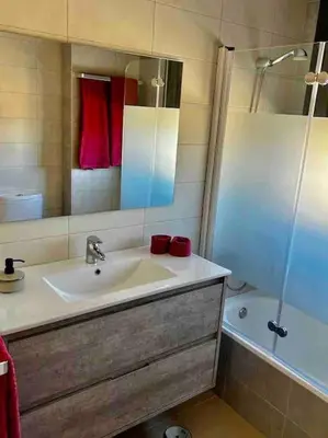 Un baño de Atico Duplex en Playa Serena