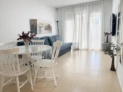 Una televisión o centro de entretenimiento en El Rinconcito de Vera Playa-Almería