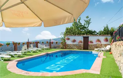 Piscina en o cerca de Lovely Home In Mecina Bombarón