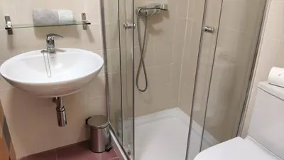 Un baño de Lovely 2 Bedroom 2 Bathroom Apartment With Pool Vereda Golf