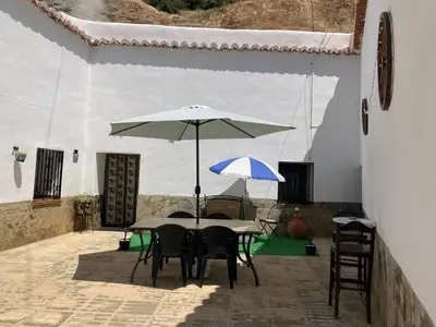 Un patio o zona al aire libre en Casa Cueva Rural Estación de Guadix