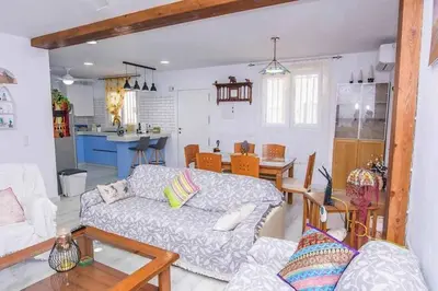 Una cocina o zona de cocina en Dúplex El paseo Marítimo