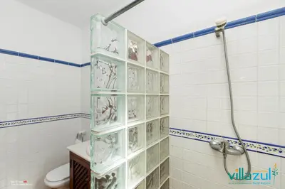 Un baño de Villa Luz del Puerto