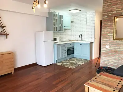 Una cocina o zona de cocina en Bonito apartamento con vistas al mar