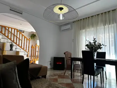 Zona de estar de Habitaciones a 10 minutos de la playa de Aguadulce