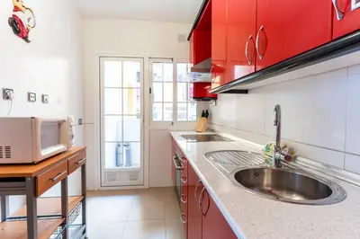 Una cocina o zona de cocina en Trendy Homes Colinas de Aguadulce